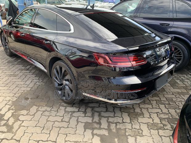 Volkswagen Arteon 2.0T SE R-Line w/19 FWD 2019 Black