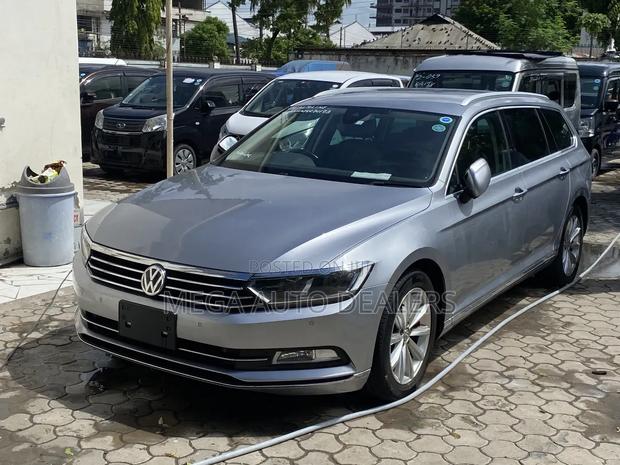 Volkswagen Passat 2018 Silver