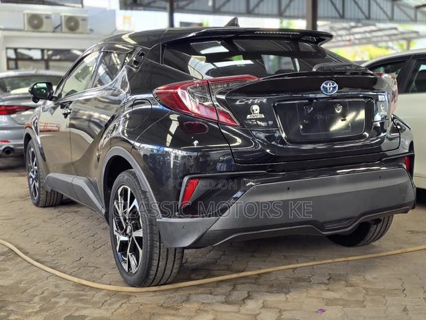 Toyota C-HR 2018 Black