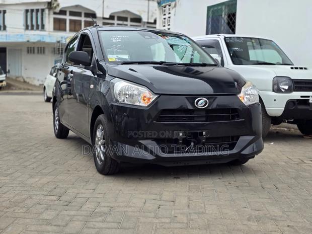 Daihatsu Mira 2018 Black