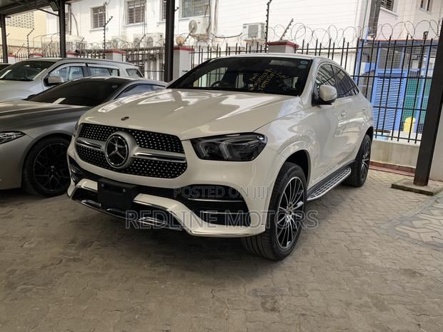 Mercedes-Benz GLE-Class GLE 400d 4MATIC 2020 Off white