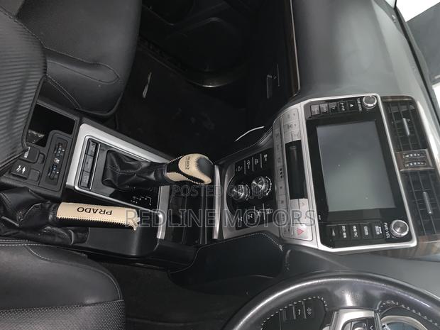Toyota Land Cruiser Prado 2.8 2018 Off white