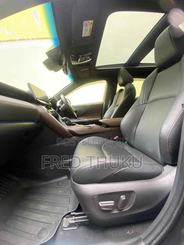 Toyota Harrier 2.5 Hybrid 2021 Black