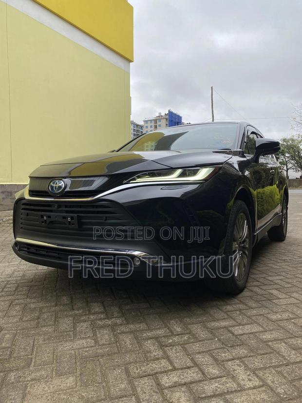 Toyota Harrier 2.5 Hybrid 2021 Black