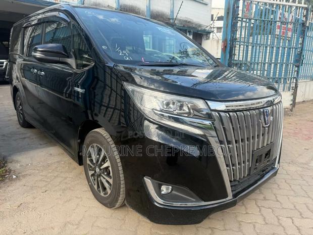 Toyota Esquire 1.8 FWD Hybrid (7 seater) 2019 Black