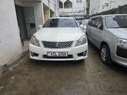 Toyota Crown 2011 White for sale