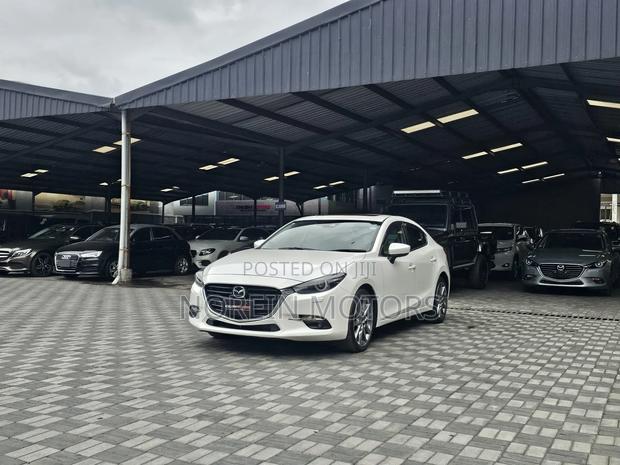 Mazda Axela 2017 White