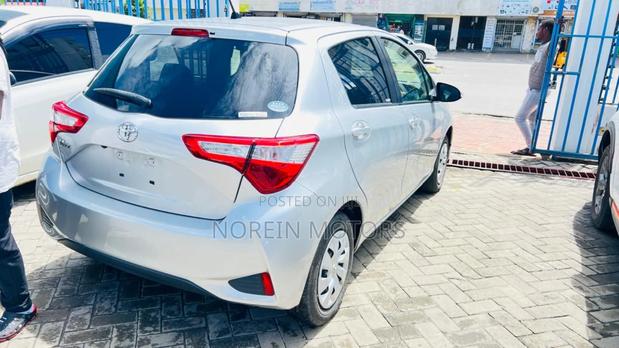 Toyota Vitz 2019 Silver