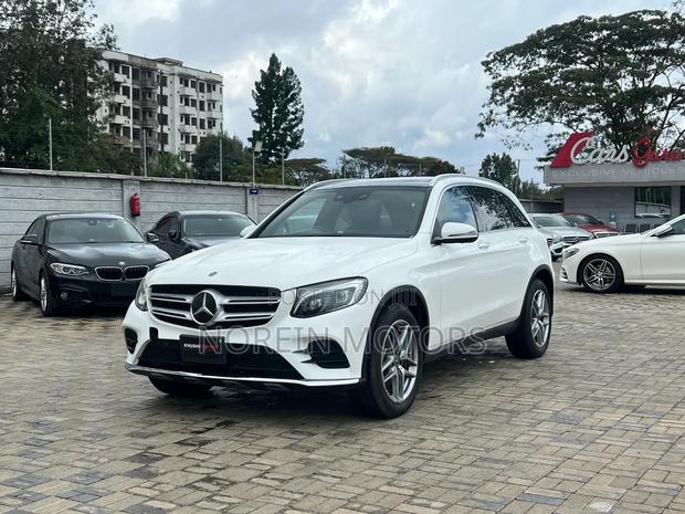 Mercedes-Benz GLC-Class 2017 Off white