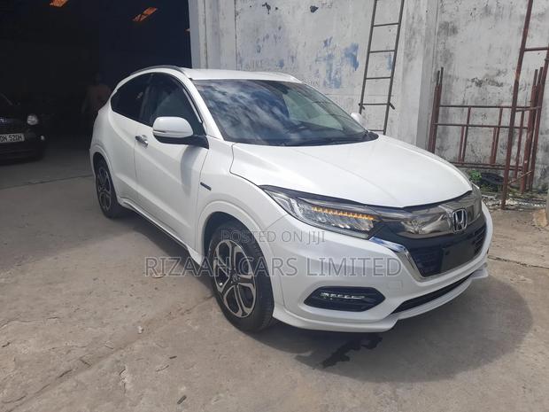Honda Vezel 1.5 Hybrid 2WD 2018 White