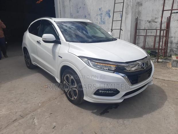 Honda Vezel 1.5 Hybrid 2WD 2018 White