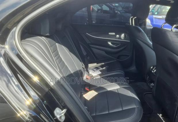 Mercedes-Benz E200 2018 Black