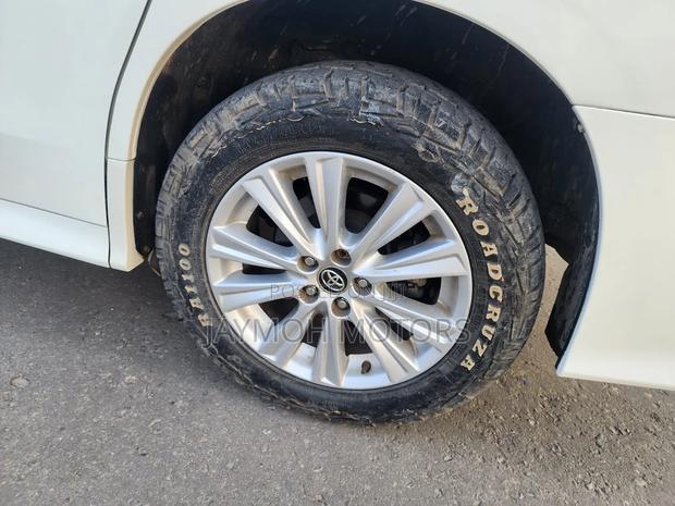 Toyota Vellfire 2016 White