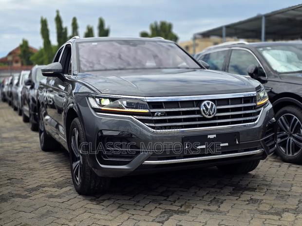 Volkswagen Touareg 2020 Gray