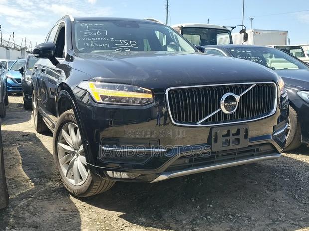 Volvo XC90 T5 Momentum AWD 2019 Black