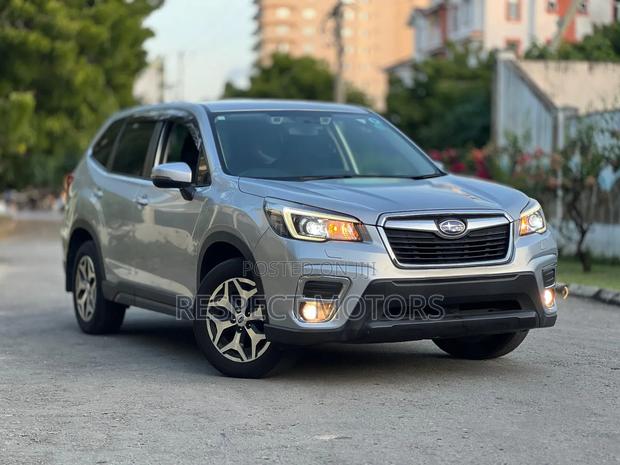 Subaru Forester 2018 Silver