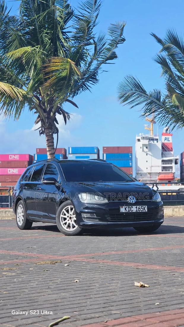 Volkswagen Golf 2014 Black
