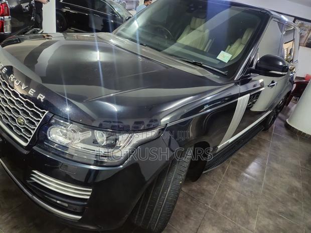 Land Rover Range Rover Vogue 2017 Black