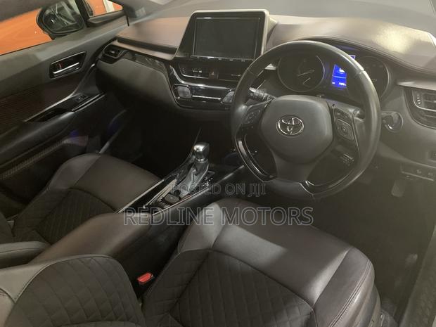 Toyota C-HR XLE Prermium FWD (2.0L 4cyl 2AM) 2018 Silver