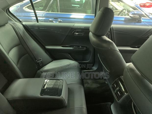 Honda Accord Touring 2.0T 2018 Matt Black