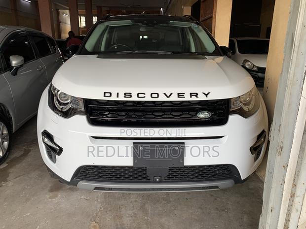 Land Rover Discovery Sport SE 2019 White
