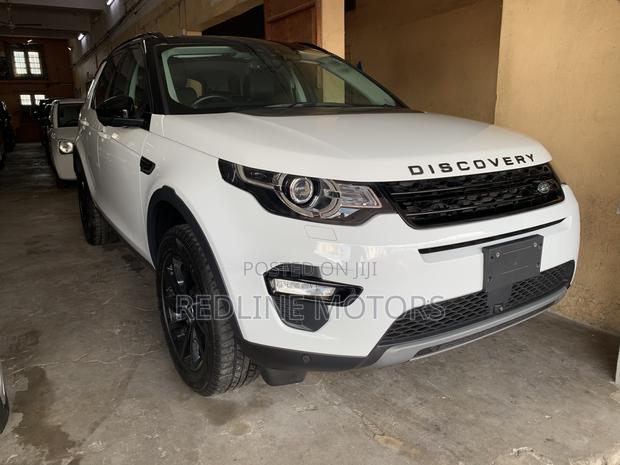 Land Rover Discovery Sport SE 2019 White