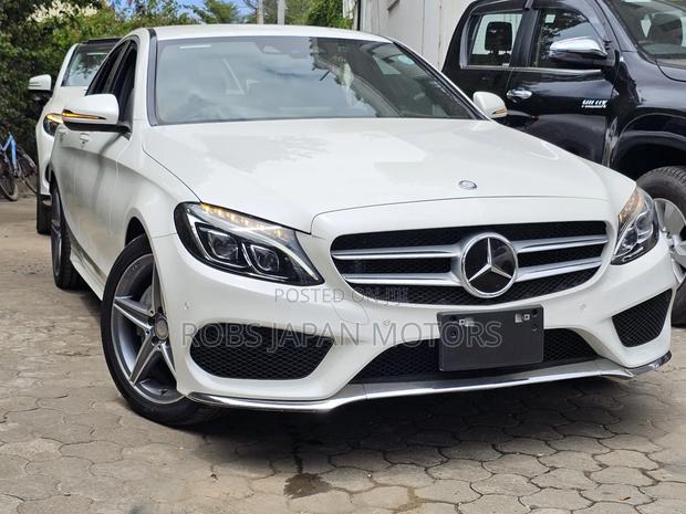 Mercedes-Benz C200 2018 White