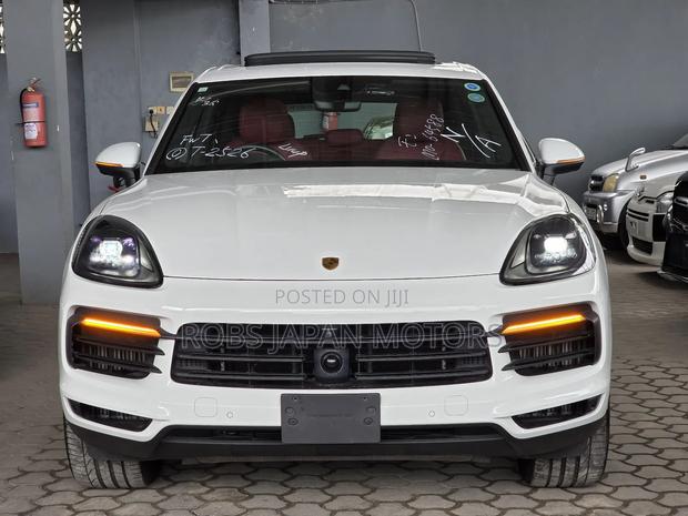Porsche Cayenne Base AWD 2019 Pearl