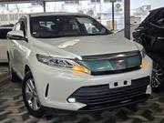 Toyota Harrier 2.0 2018 Off white for sale