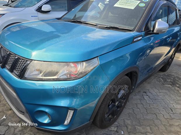Suzuki Escudo 2018 Blue