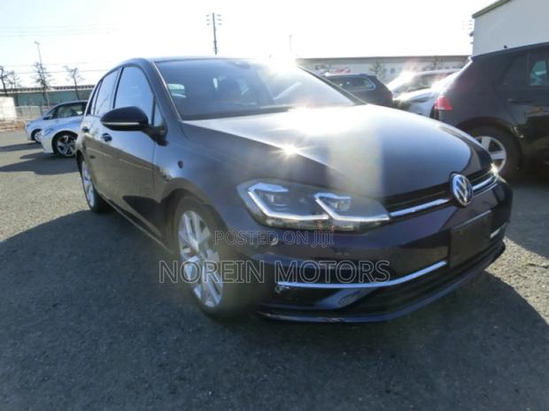 Volkswagen Golf 2018 Blue