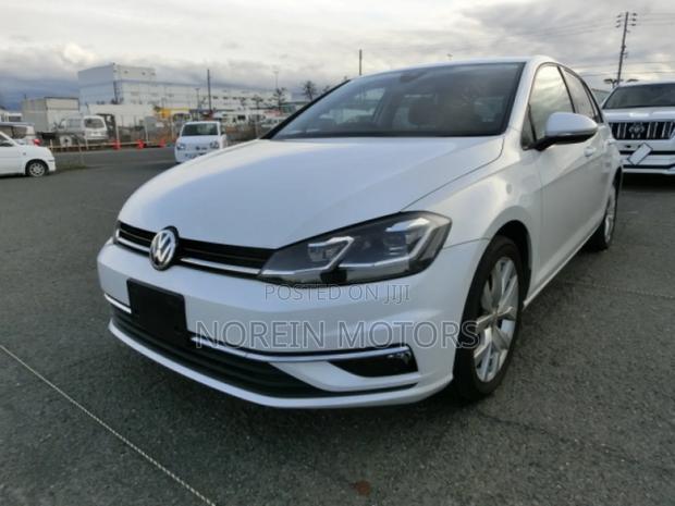 Volkswagen Golf 2018 White