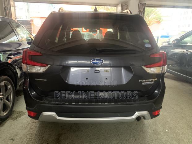 Subaru Forester 2.5i Limited AWD 2018 Black