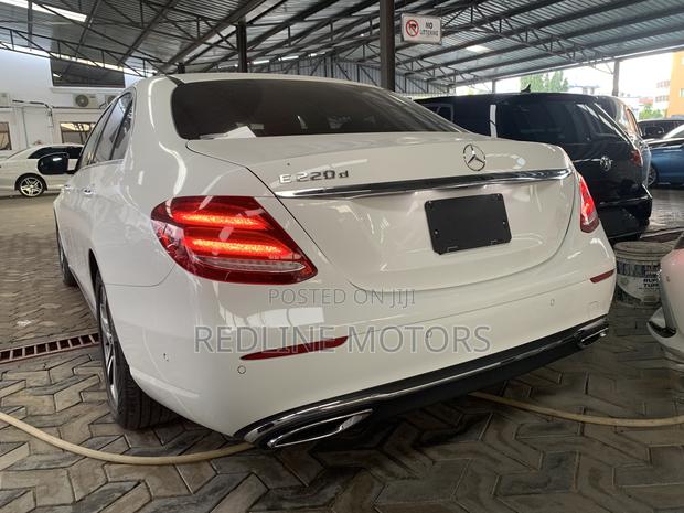 Mercedes-Benz E220 2018 White