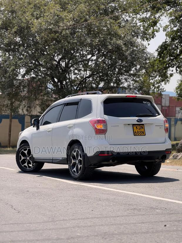 Subaru Forester 2016 White