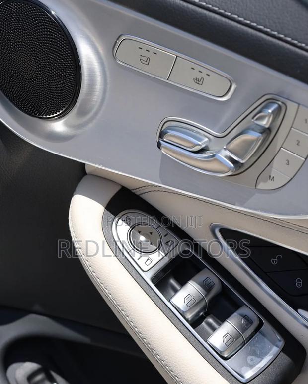 Mercedes-Benz C180 2018 Pearl