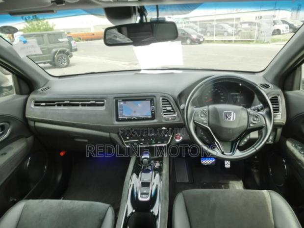 Honda Vezel 2018 Black