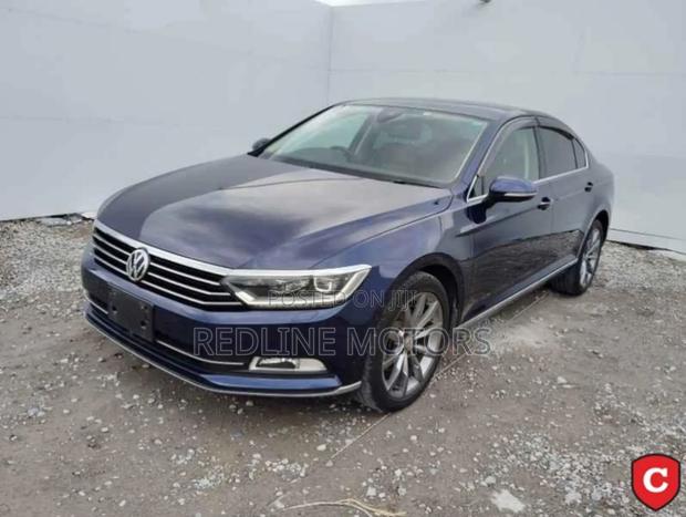 Volkswagen Passat 2018 Blue