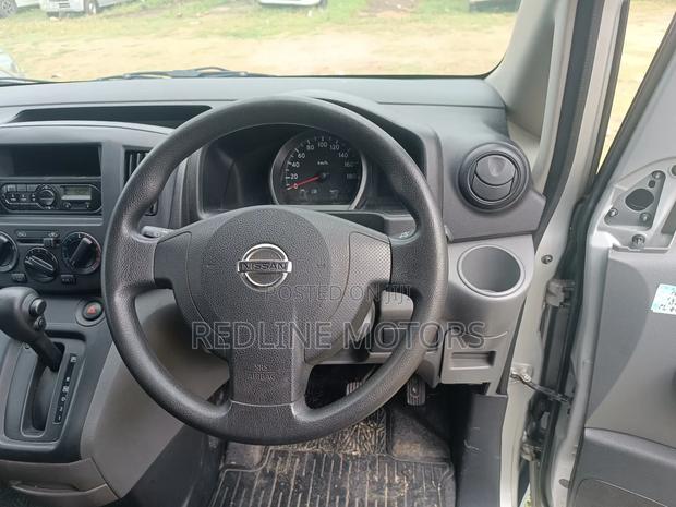Nissan NV200 2018 Gray