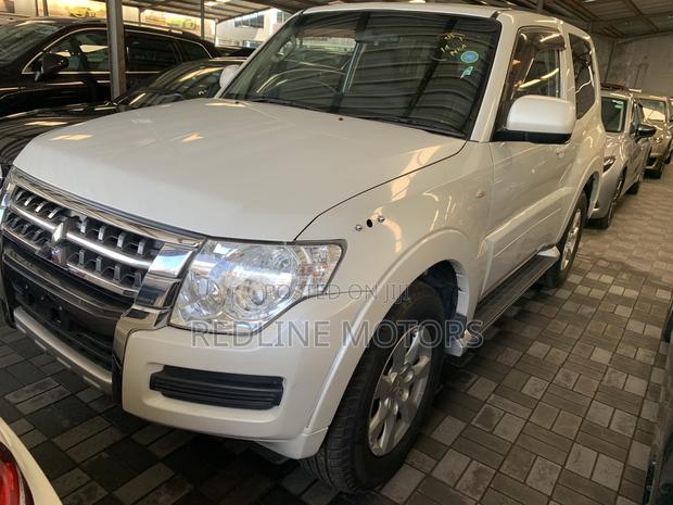 Mitsubishi Pajero V80 3.0 VR-I 2017 White