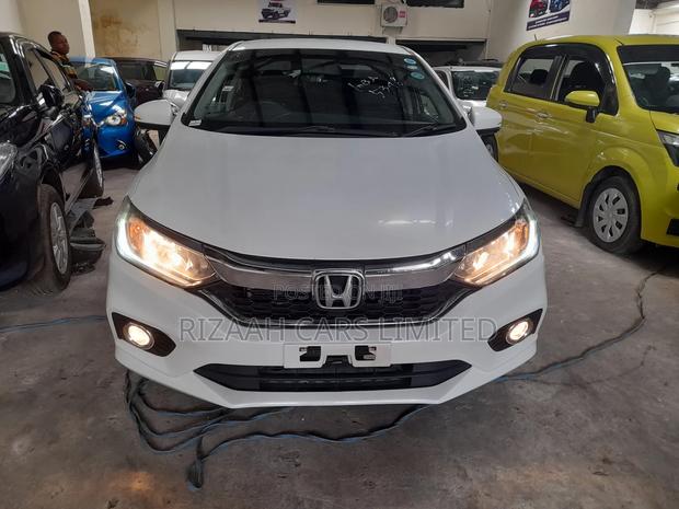 Honda Grace 1.5 Hybrid AWD 2018 White