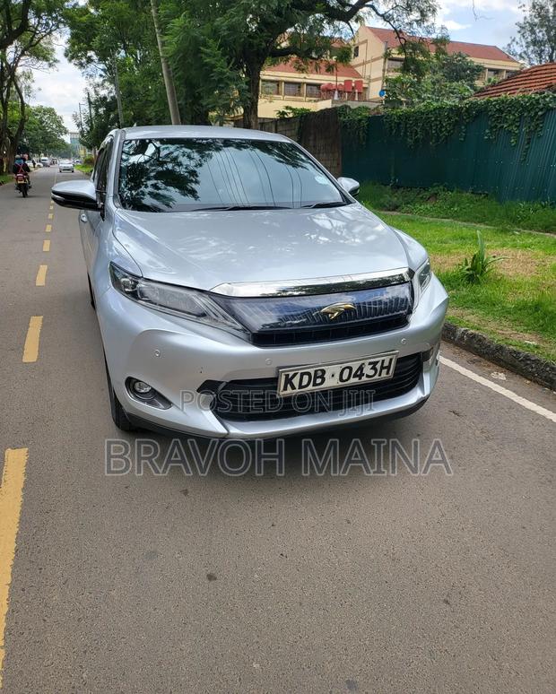 Toyota Harrier 2.0 2014 Silver