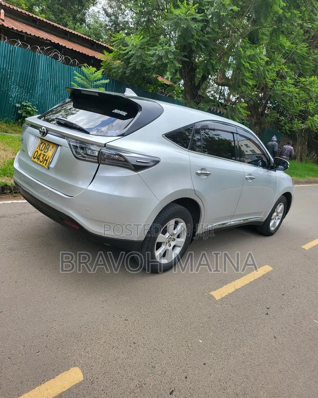 Toyota Harrier 2.0 2014 Silver