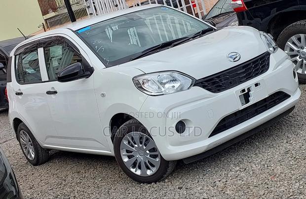 Daihatsu Boon 2018 White