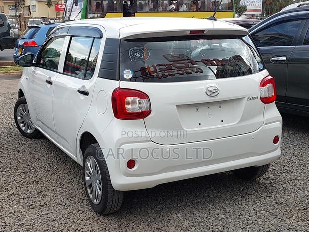 Daihatsu Boon 2018 White