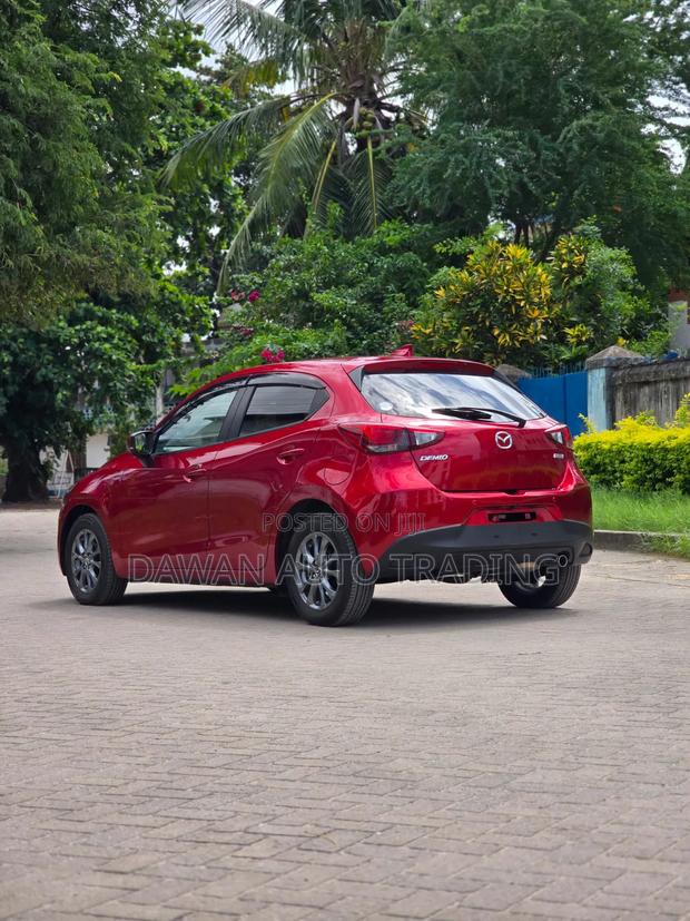 Mazda Demio 2018 Red