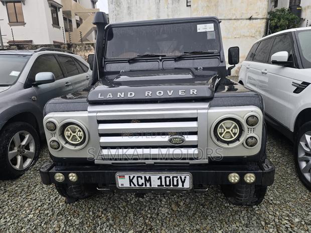 Land Rover Defender 2011 Gray