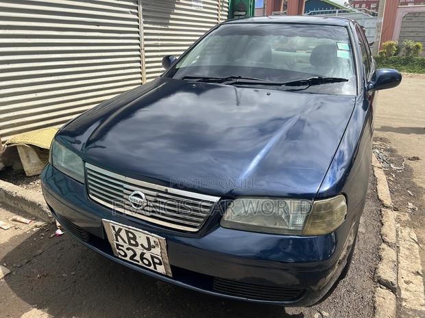 Nissan FB15 2005 Gray
