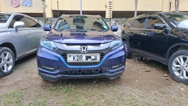 Honda Vezel 1.5 Hybrid 2WD 2017 Blue