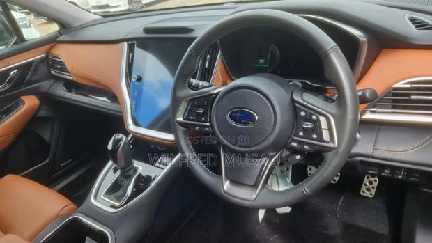Subaru Outback 2022 Gray